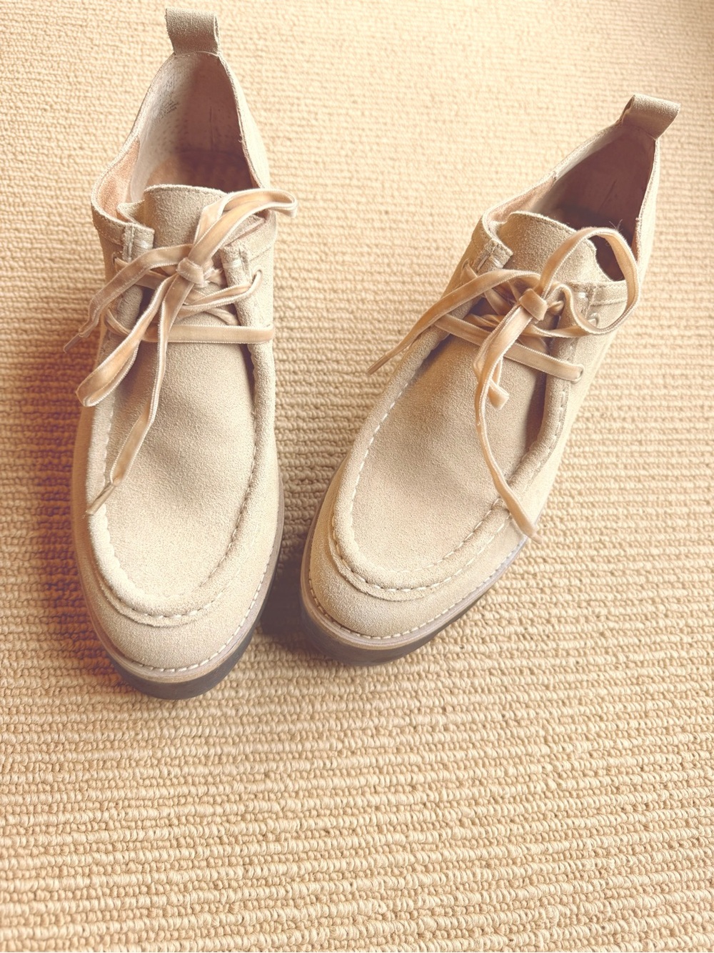 Kelsi Dagger Taupe Suede Lace-Up Platform Oxfords